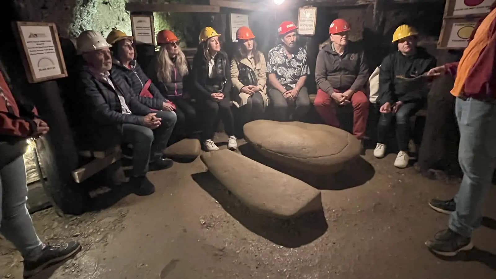 Meditationsstein im Tunnel